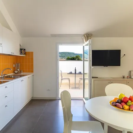 Appart hôtel Grel 208 *